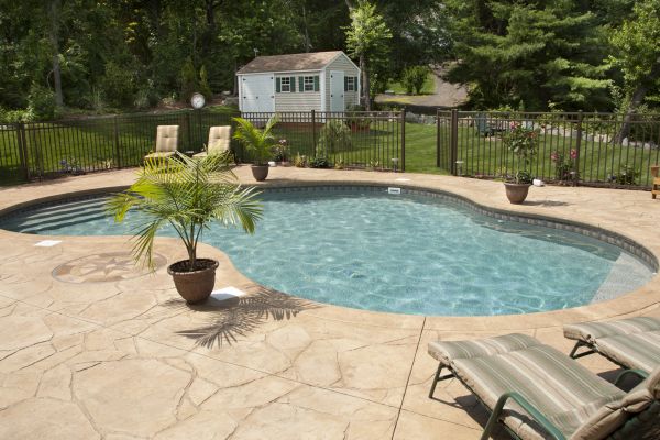 Cost of Pool Deck Resurfacing in Nashville
