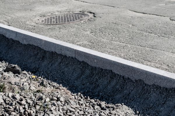 Sidewalk Curbing Repair in Nashville